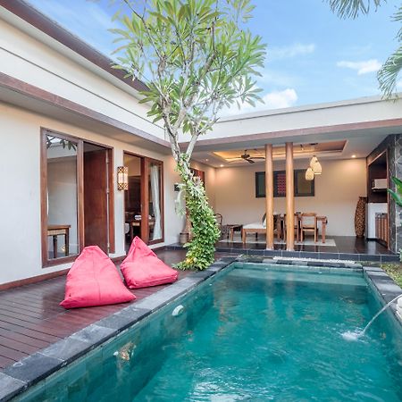 Gaing Mas Jimbaran Villas By Gaing Mas Group Экстерьер фото